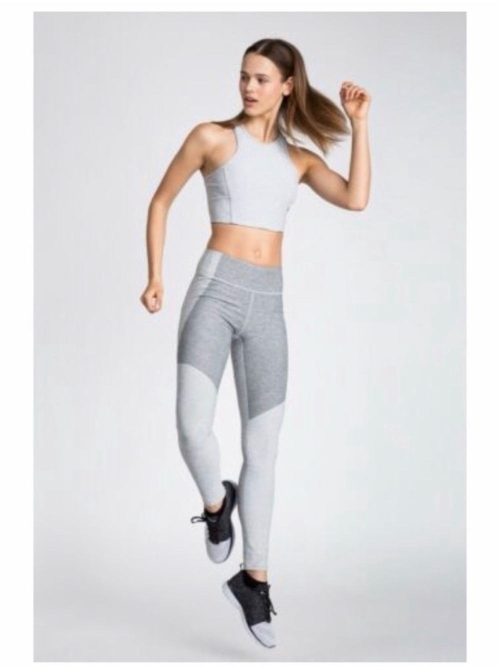 OUTDOOR VOICES Two-Tone Warmup Crop Leggings & Sports Bra SET